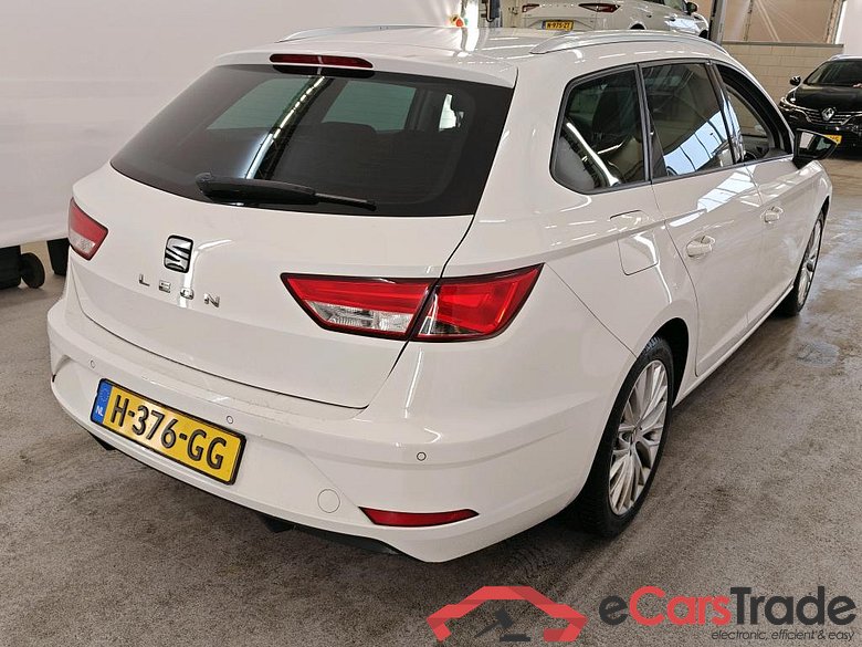 SEAT Leon Sportstourer 1.0 TSI Style Ultimate Edition 5d #2
