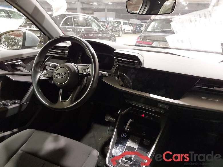 AUDI A3 SPORTBACK 1.4 40 TFSI E S TRONIC SPORTB ATTRACTION #6