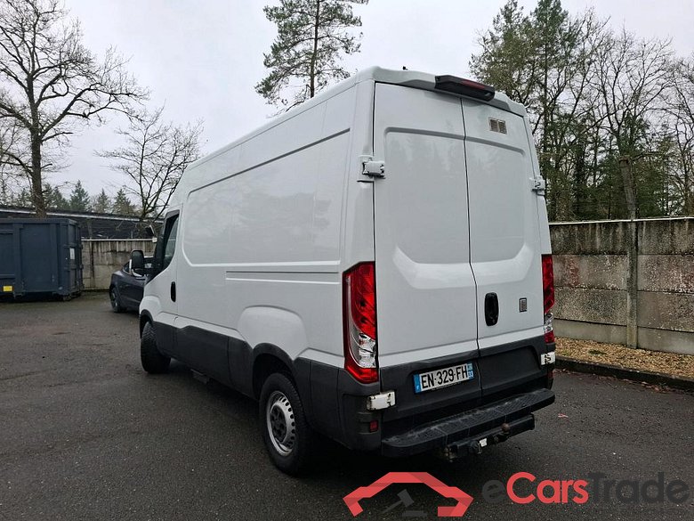 IVECO Daily VU 4p Fourgon 3.0 TURBO 35S14N V11 H2 3520 #2