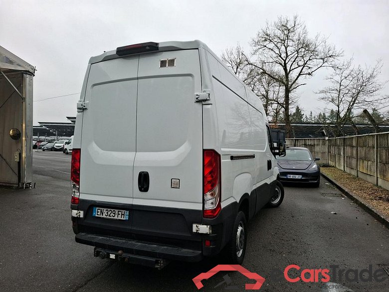 IVECO Daily VU 4p Fourgon 3.0 TURBO 35S14N V11 H2 3520 #3