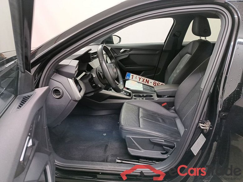 Audi A3 Sportback 2.0 35 TDi 110kW S tronic 5d #3