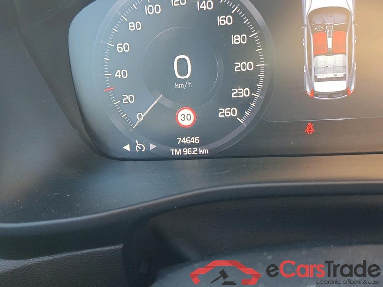 VOLVO XC40 / 2017 / 5P / todoterreno 1.5 T3 Momentum Pro Auto #5