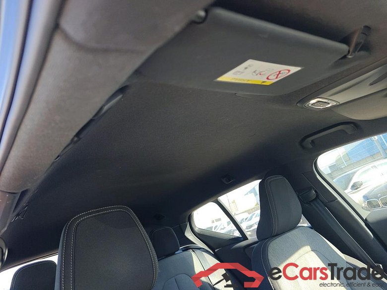 VOLVO XC40 / 2017 / 5P / todoterreno 1.5 T3 Momentum Pro Auto #6