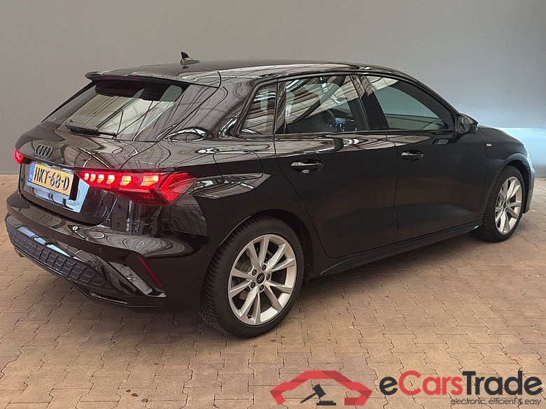 AUDI A3 SPORTBACK 30 TFSI S edition #4