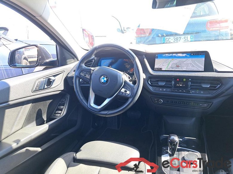 BMW 118i Sport-Line Aut. LED-Xenon LC-Pro Ambient Navi 1/2 Sport-Leather KeylessGo Camera Klima PDC ... #5