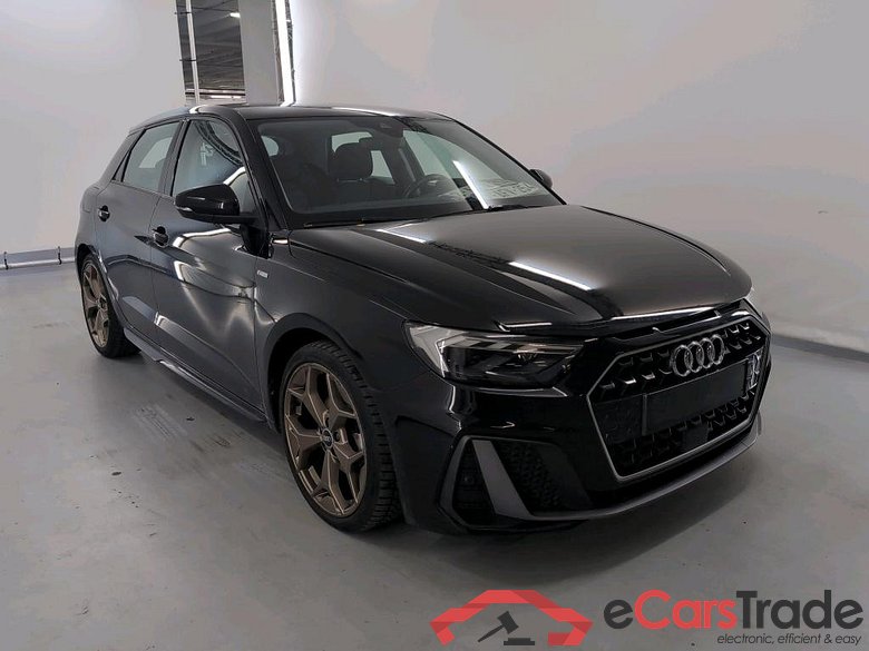 AUDI A1 SPORTBACK 1.5 35 TFSI S TRONIC S LINE #2