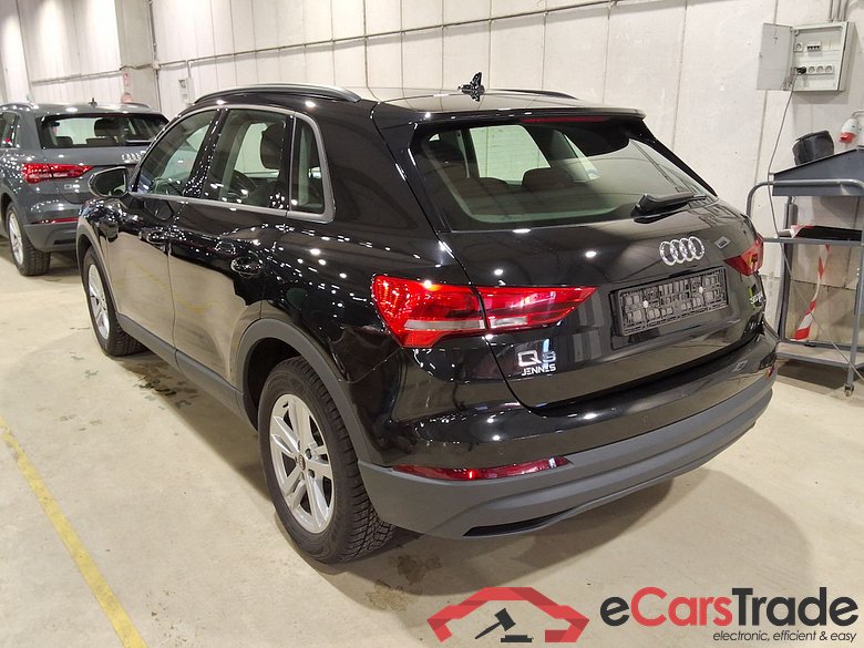 AUDI Q3 2.0 35 TDI S TRONIC BUSINESS EDITION #2