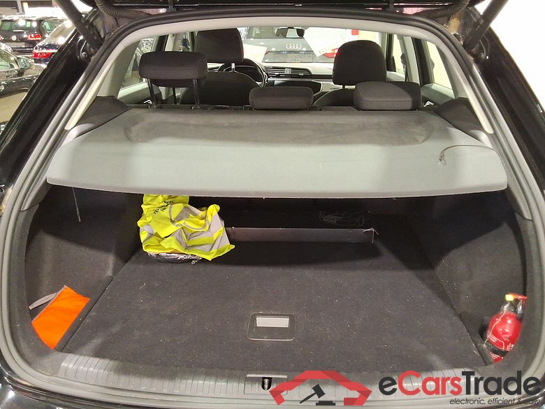 AUDI Q3 2.0 35 TDI S TRONIC BUSINESS EDITION #3