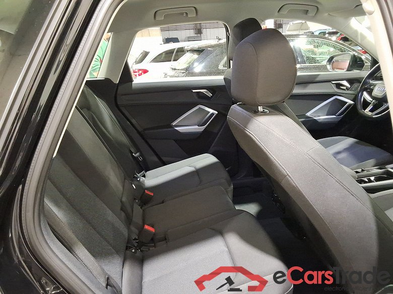 AUDI Q3 2.0 35 TDI S TRONIC BUSINESS EDITION #5