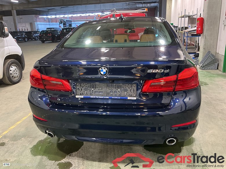 BMW 5 DIESEL - 2017 520 dA MHD AdBlue #5
