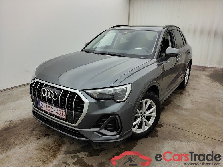 Audi Q3 35 TDI S tronic S line Business Edition 5d