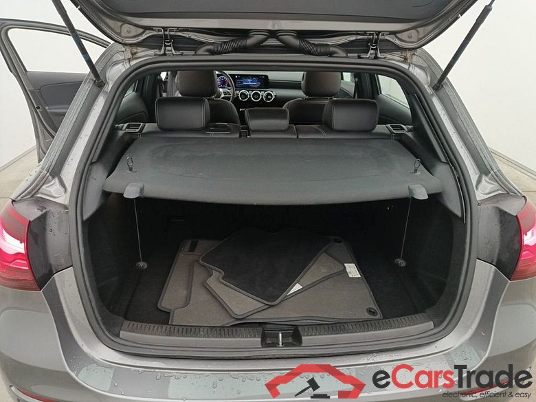 Mercedes-Benz Classe A A 180 Business Line 5d #4