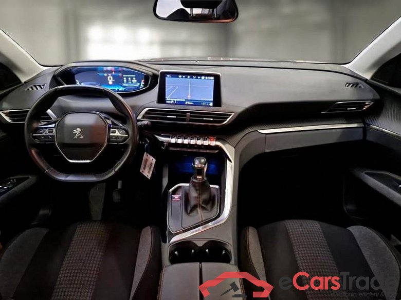 PEUGEOT 5008 / 2017 / 5P / SUV BLUEHDI 130 BUSINESS S/S #3