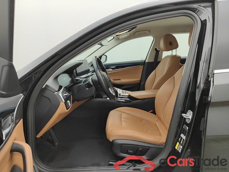 BMW 5 Reeks Touring 520e 150kW 5d #3