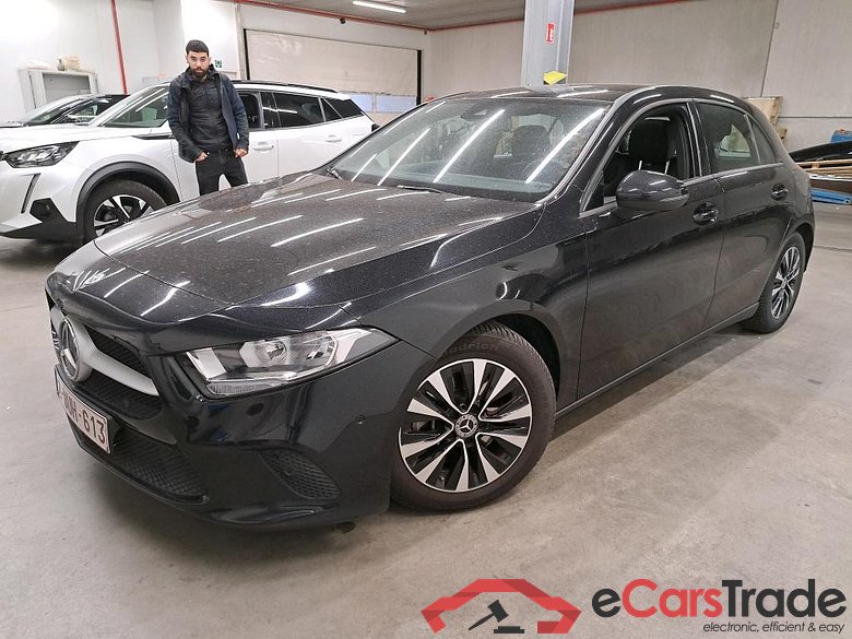 MERCEDES - MER A 180 d 116PK Business Solution Essential & Pano Roof #1