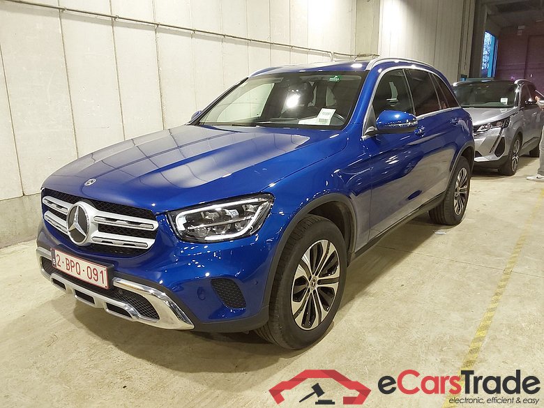 MERCEDES-BENZ GLC 2.0 GLC 300 DE 4MATIC 4WD BUS SOL AUTO
