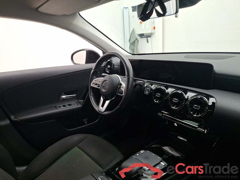 MERCEDES-BENZ A-KLASSE LIMOUSINE 2.0 200 D STYLE 8G-DCT #3