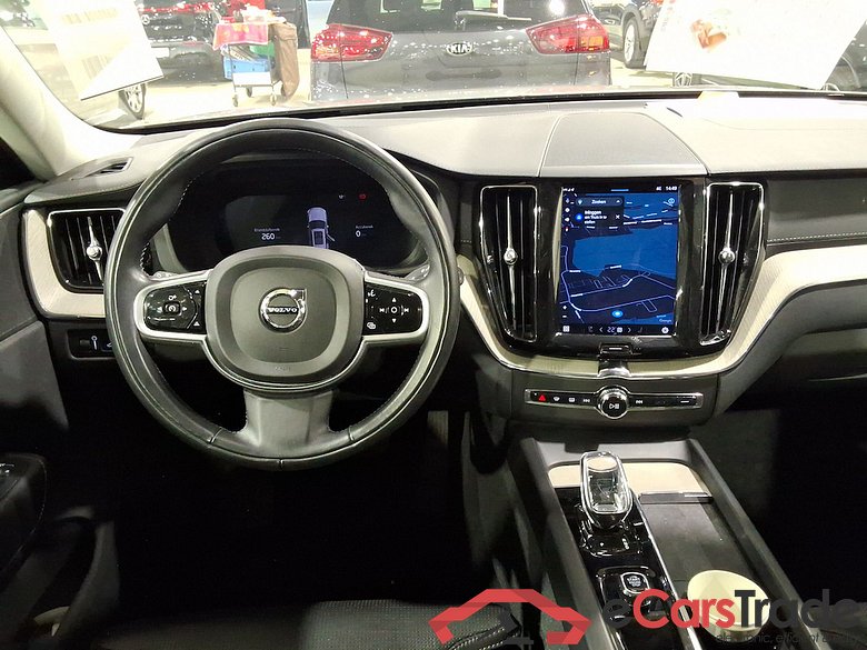 VOLVO XC60 2.0 T6 PHEV R-DESIGN AUTO 4WD #6