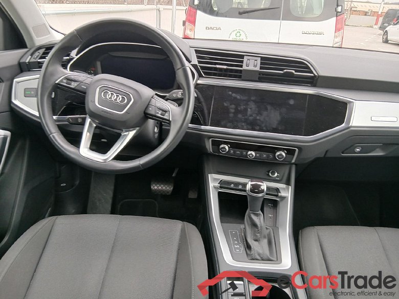 AUDI Q3 / 2018 / 5P / todoterreno 35 TDI 110kW (150CV) S tronic #3