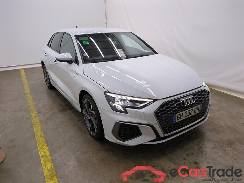 AUDI A3 Sportback / 2020 / 5P / Berline 35 TFSI 150 MHEV S Tronic S Line #4