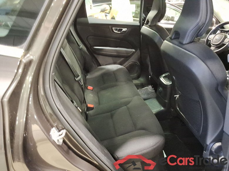 VOLVO XC60 2.0 T6 PHEV INSCRIPTION EXPR. AUTO 4WD #5