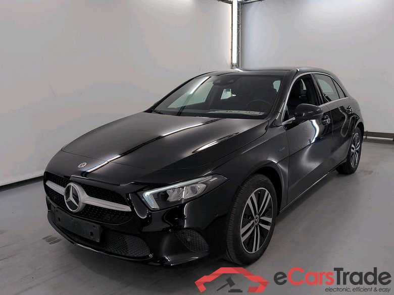 MERCEDES-BENZ CLASS A (W177) A 250 e PHEV Business Solution