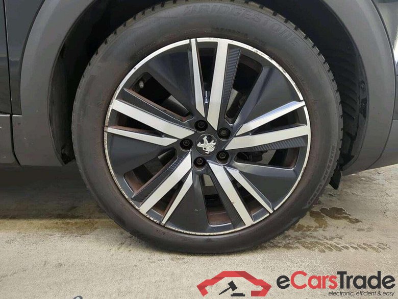 PEUGEOT 5008 1.2 PT Blue Lease GT #6