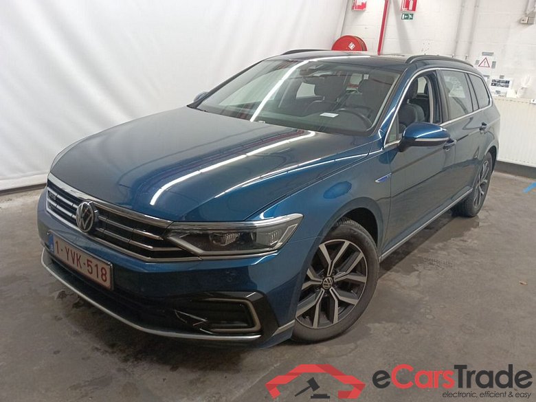 Volkswagen Passat Variant 1.4 TSI DSG6 GTE Business 5d