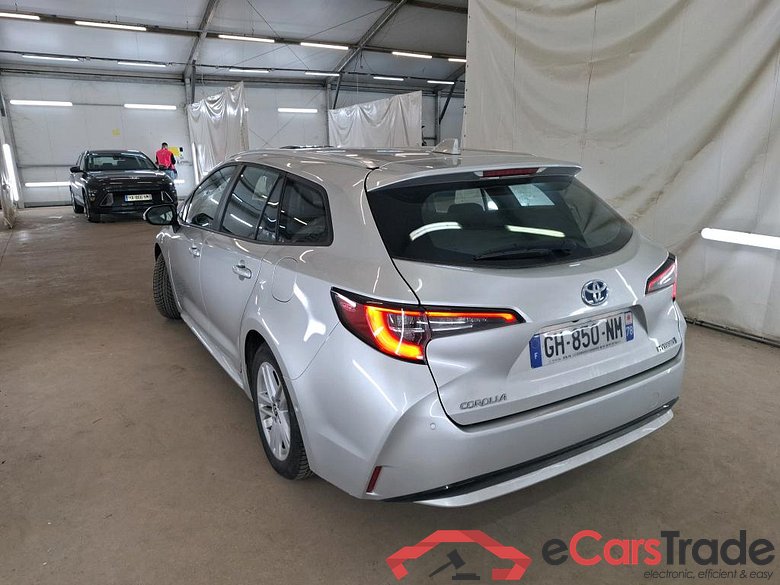 TOYOTA Corolla Touring Sports / 2018 / 5P / Break Hybride 122h Dynamic Business Beyond Zer #2