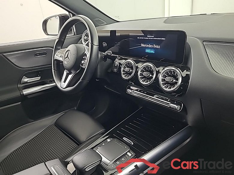 MERCEDES-BENZ EQA 250 Business Solution Luxury auto 5D 140kW #6