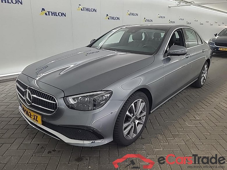 MERCEDES-BENZ E-Klasse Limousine E 300 e 9G-TRONIC Bus Sol Lux 4D 235kW #1