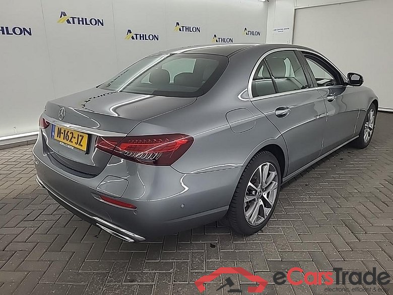 MERCEDES-BENZ E-Klasse Limousine E 300 e 9G-TRONIC Bus Sol Lux 4D 235kW #3