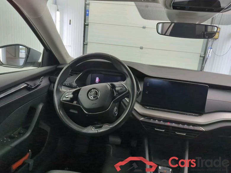 SKODA Octavia Combi 1.0 TSI Bns Edition #3