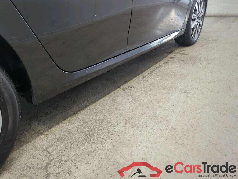 PEUGEOT 208 1.2 PureTech Active #5