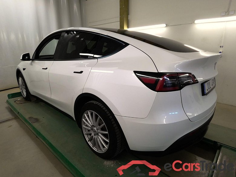 Model Y Long-Range AWD #4