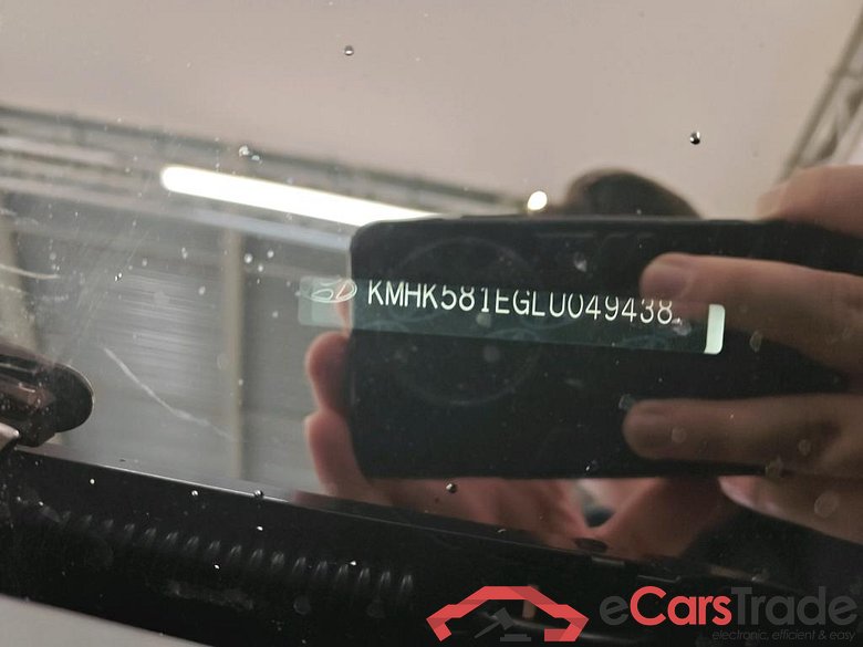 Hyundai KONA 1.6 GDI HEV Premium 5d #6