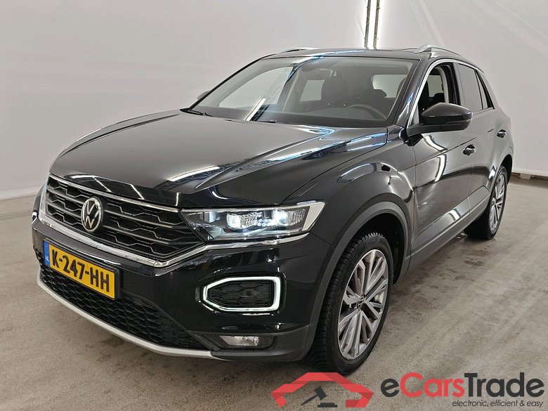Volkswagen T-Roc 1.5 TSI 110kW DSG Style Business 5d + Pano #1