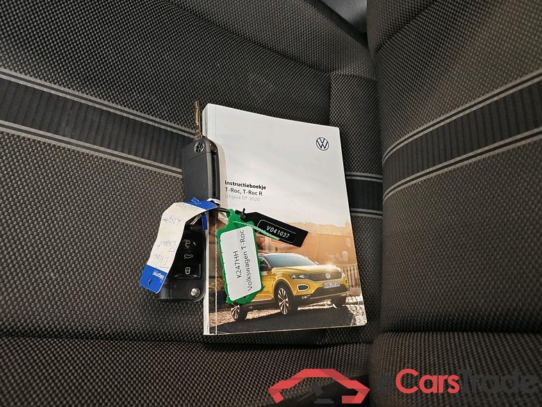 Volkswagen T-Roc 1.5 TSI 110kW DSG Style Business 5d + Pano #4