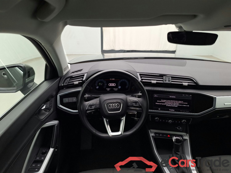 Audi, Q3 '18 PHEV, Audi Q3 45 TFSI e S tronic 5d #5