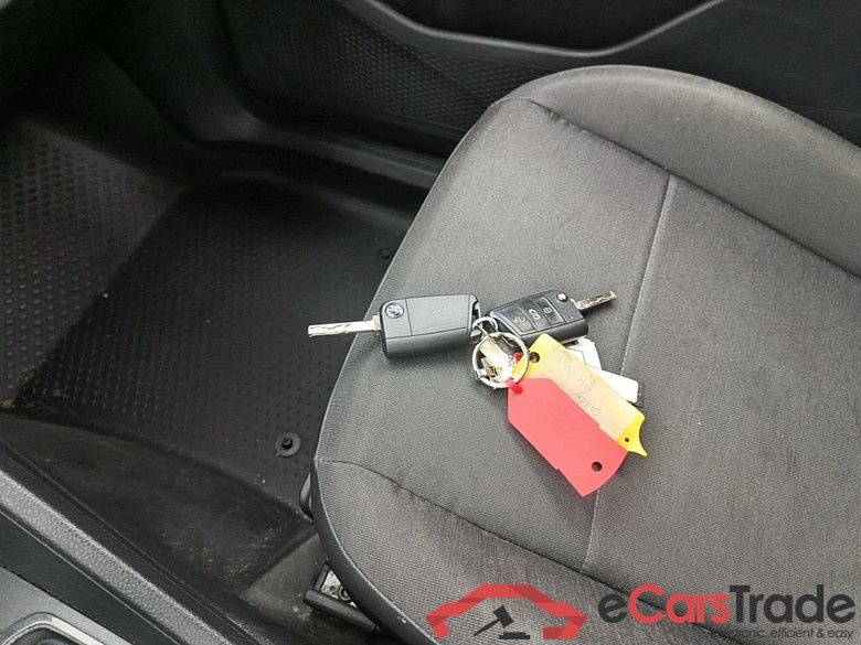 VOLKSWAGEN CADDY VAN DIESEL - 2021 2.0 TDi 102 5d #6