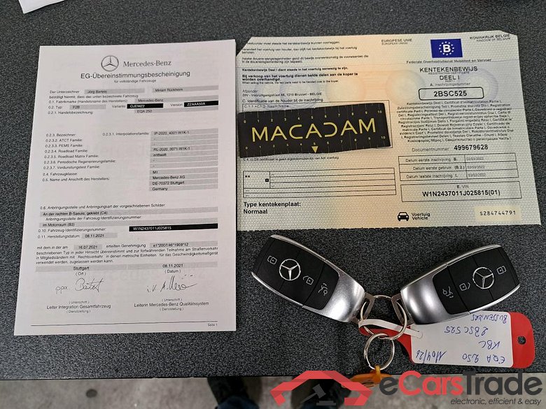 MERCEDES - MER EQA 250 190PK With Climatic & Navigation & Cruise Control & Park Sensors Front & Rear  * ELECTRIC * #4