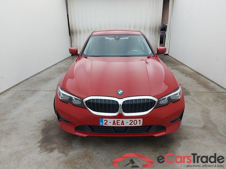 BMW 3 Reeks Berline 318dA (110 kW) 4d #5