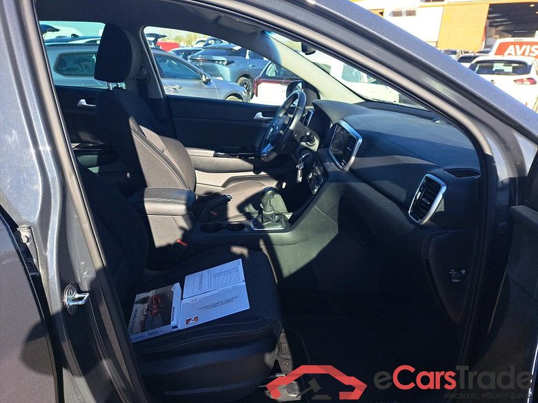 KIA Sportage / 2018 / 5P / todoterreno 1.6 MHEV Drive Plus 100kW (136CV) 4x2 #6
