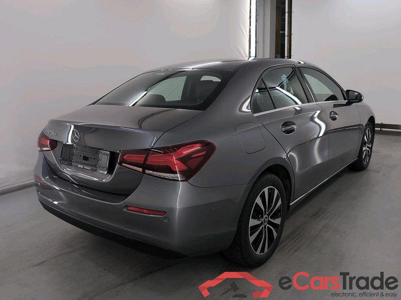MERCEDES-BENZ A-CLASS LIMOUSINE 1.3 A 250 E BUSINESS SOLUTION DCT #4