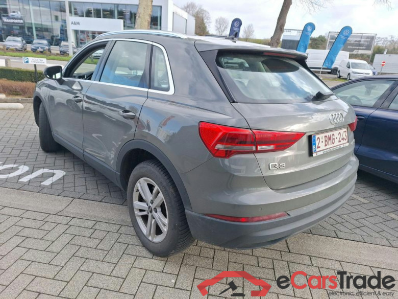 AUDI Q3 1.4 45 TFSI E S TRONIC #3