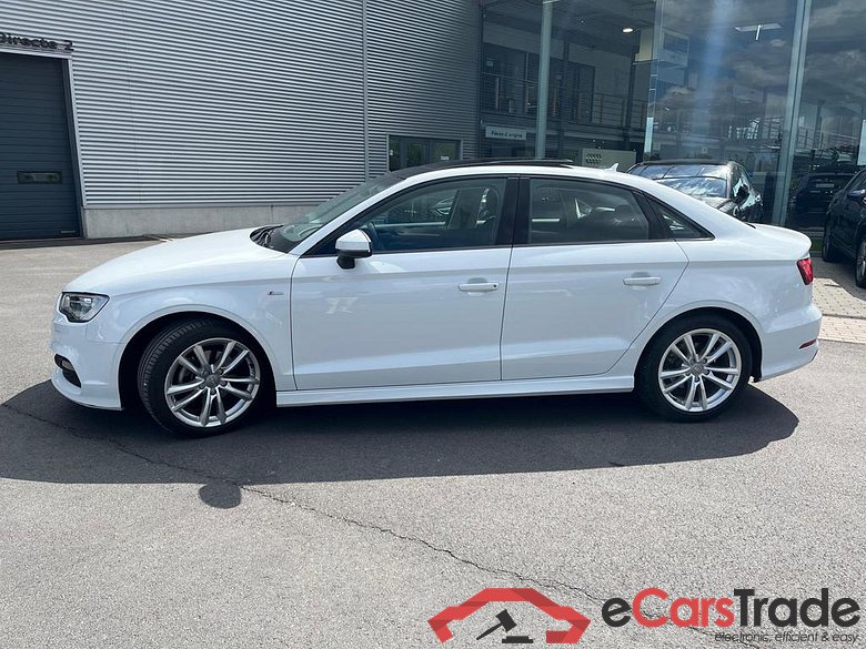 AUDI A3 Sedan Audi A3 Berline Ambition 1.6 TDI  81(110) kW(ch) 6 vitesses #3