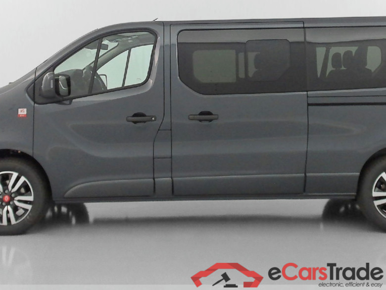 Renault Trafic RED Edition 2.0 Blue dCi 150ch #4