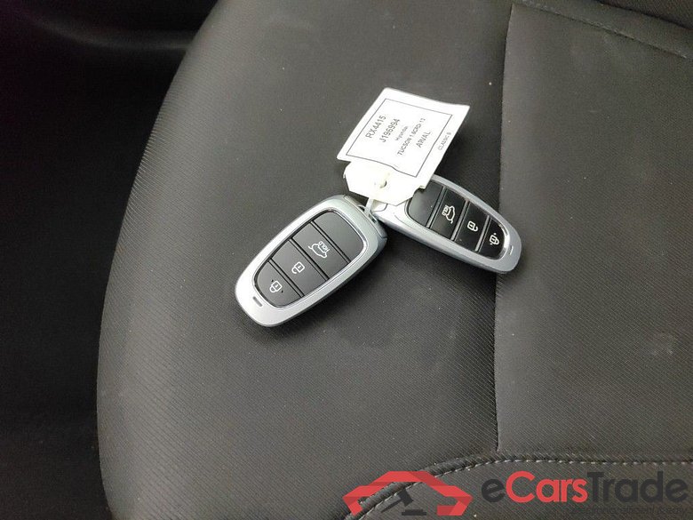 HYUNDAI TUCSON DIESEL - 2021 1.6 CRDi 136 MHEV Feel 5d #4