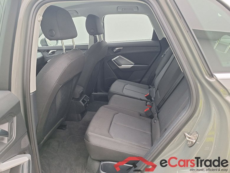 Audi, Q3 '18, Audi Q3 35 TFSI Advanced 5d #4