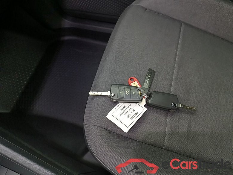 VOLKSWAGEN CADDY VAN DIESEL - 2021 2.0 TDi 102 5d #6